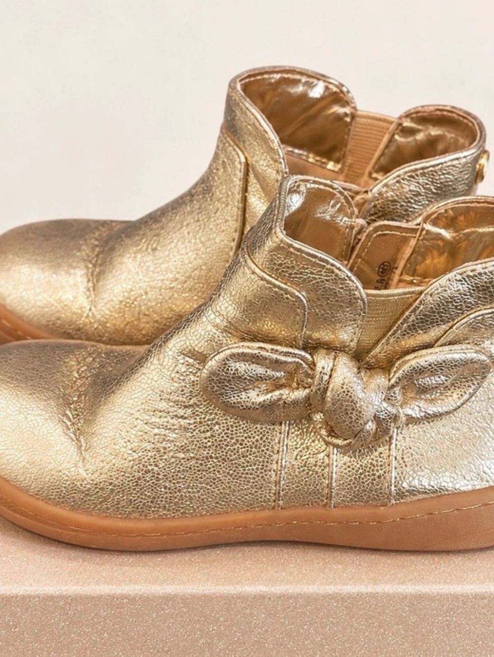 Nima Girls' Gold Bow Ankle Boots Like New